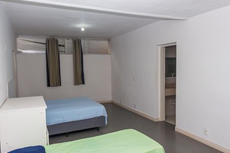 Casa à venda com 560m², 6 quartos e 2 vagas Casa à venda com 560m², 6 quartos e 2 vagasCasa 2 - Suíte 2