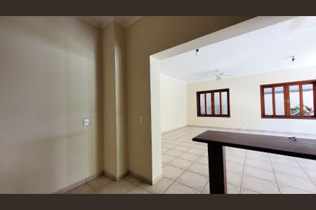 Casa de condomínio para alugar com 350m², 7 quartos e 4 vagas Casa de condomínio para alugar com 350m², 7 quartos e 4 vagasÁrea gourmet - Churrasqueira