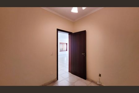 Casa de condomínio para alugar com 350m², 7 quartos e 4 vagas Casa de condomínio para alugar com 350m², 7 quartos e 4 vagasQuarto de Serviço