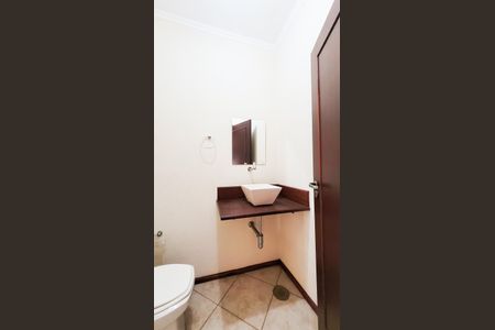 Casa de condomínio para alugar com 350m², 7 quartos e 4 vagas Casa de condomínio para alugar com 350m², 7 quartos e 4 vagasLavabo