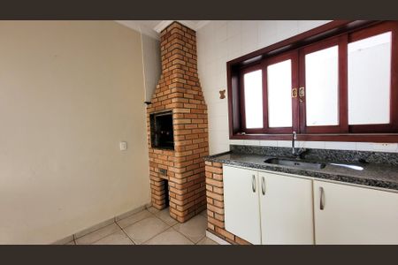 Casa de condomínio para alugar com 350m², 7 quartos e 4 vagas Casa de condomínio para alugar com 350m², 7 quartos e 4 vagasÁrea gourmet - Churrasqueira