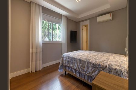 Casa à venda com 400m², 4 quartos e 4 vagas