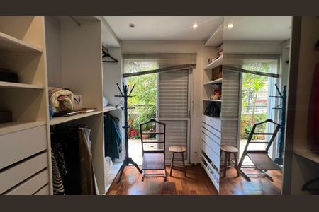 Apartamento à venda com 174m², 3 quartos e 3 vagas Apartamento à venda com 174m², 3 quartos e 3 vagasSuite 2