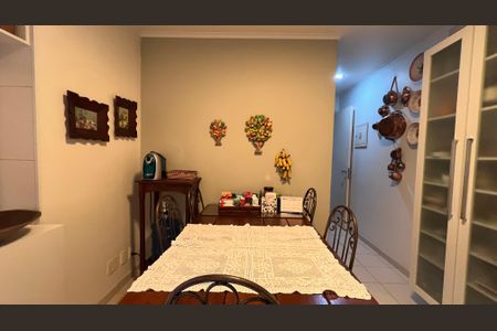Apartamento à venda com 174m², 3 quartos e 3 vagas Apartamento à venda com 174m², 3 quartos e 3 vagasCozinha