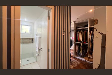 Apartamento à venda com 174m², 3 quartos e 3 vagas Apartamento à venda com 174m², 3 quartos e 3 vagasSuiteb2