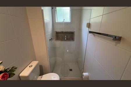 Apartamento à venda com 174m², 3 quartos e 3 vagas Apartamento à venda com 174m², 3 quartos e 3 vagasBanheiro da Suíte 1