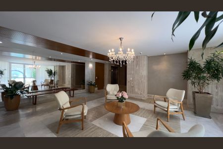Apartamento à venda com 174m², 3 quartos e 3 vagas Apartamento à venda com 174m², 3 quartos e 3 vagasHall de entrada