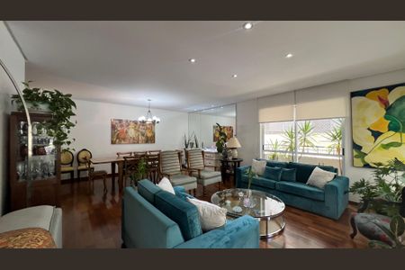 Apartamento à venda com 174m², 3 quartos e 3 vagas Apartamento à venda com 174m², 3 quartos e 3 vagasSala