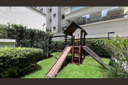 Apartamento à venda com 174m², 3 quartos e 3 vagas Apartamento à venda com 174m², 3 quartos e 3 vagasPlayground