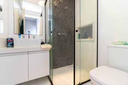 Casa à venda com 391m², 3 quartos e 5 vagas Casa à venda com 391m², 3 quartos e 5 vagasBanheiro da Suíte 2