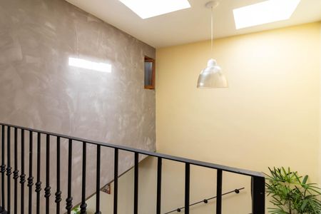 Casa à venda com 391m², 3 quartos e 5 vagas Casa à venda com 391m², 3 quartos e 5 vagasEscritório - Escada