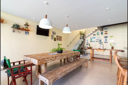 Casa à venda com 391m², 3 quartos e 5 vagas Casa à venda com 391m², 3 quartos e 5 vagasÁrea de Lazer