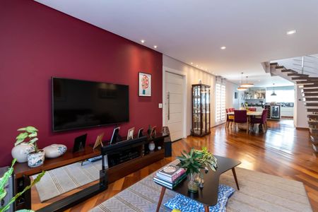 Casa à venda com 391m², 3 quartos e 5 vagas Casa à venda com 391m², 3 quartos e 5 vagasSala de Estar