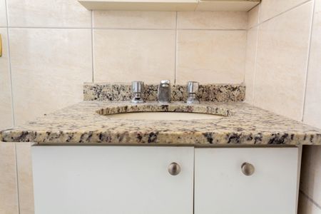 Casa à venda com 208m², 4 quartos e 3 vagas Casa à venda com 208m², 4 quartos e 3 vagasBanheiro