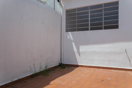 Casa à venda com 208m², 4 quartos e 3 vagas Casa à venda com 208m², 4 quartos e 3 vagasQuintal