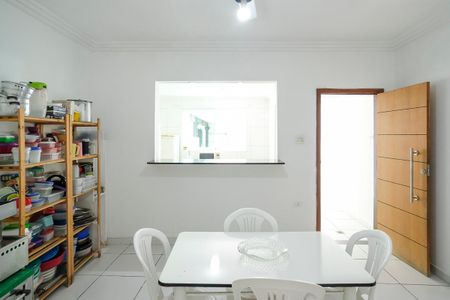 Casa à venda com 350m², 3 quartos e 2 vagasSala