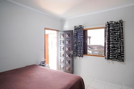 Casa à venda com 350m², 3 quartos e 2 vagasQuarto 1