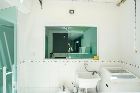 Casa à venda com 350m², 3 quartos e 2 vagasÁrea de serviço