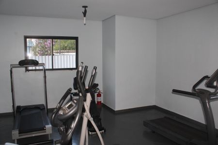 Apartamento à venda com 76m², 2 quartos e 2 vagasÁrea comum - Academia