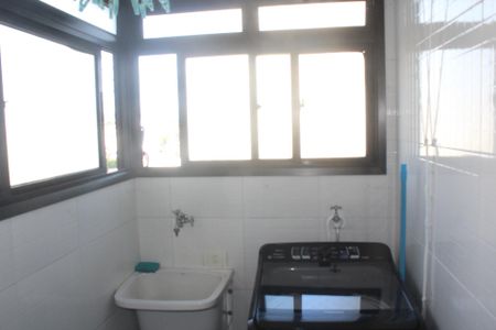 Apartamento à venda com 76m², 2 quartos e 2 vagasÁrea de Serviço