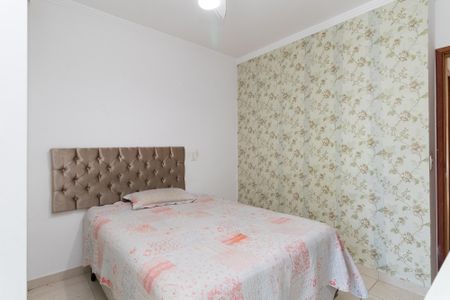 Casa à venda com 120m², 3 quartos e 2 vagasSuíte