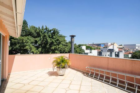 Casa à venda com 465m², 3 quartos e 7 vagasVaranda