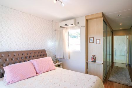 Casa à venda com 465m², 3 quartos e 7 vagasSuíte 1