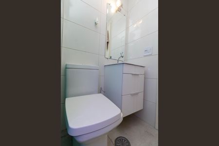 Apartamento à venda com 98m², 3 quartos e 1 vaga Apartamento à venda com 98m², 3 quartos e 1 vagaBanheiro da Suíte