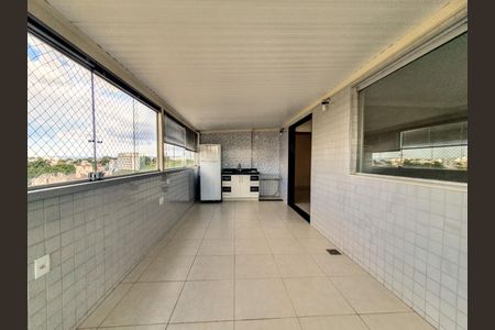 Apartamento à venda com 134m², 3 quartos e 2 vagas Apartamento à venda com 134m², 3 quartos e 2 vagasCozinha