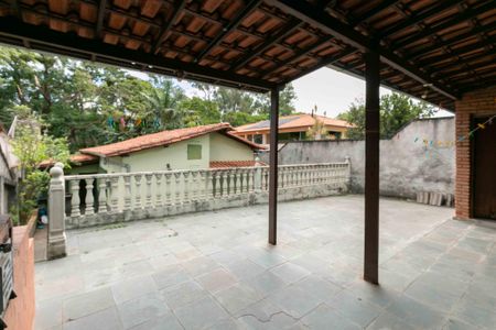 Casa à venda com 360m², 3 quartos e 2 vagas Casa à venda com 360m², 3 quartos e 2 vagasVaranda gourmet