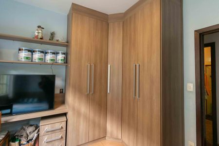 Casa à venda com 360m², 3 quartos e 2 vagas Casa à venda com 360m², 3 quartos e 2 vagasQuarto 1