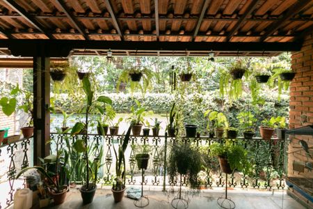 Casa à venda com 360m², 3 quartos e 2 vagas Casa à venda com 360m², 3 quartos e 2 vagasVista Sala