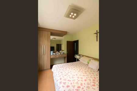 Casa à venda com 360m², 3 quartos e 2 vagas Casa à venda com 360m², 3 quartos e 2 vagasQuarto 3 Suite