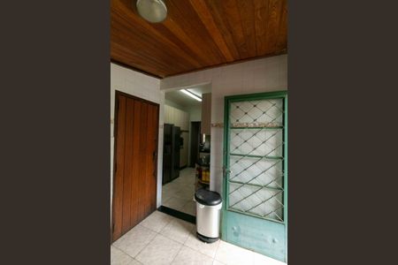 Casa à venda com 360m², 3 quartos e 2 vagas Casa à venda com 360m², 3 quartos e 2 vagasCozinha