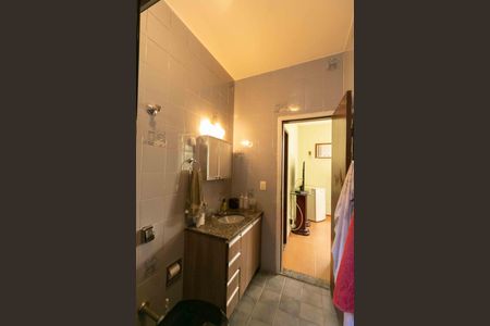 Casa à venda com 360m², 3 quartos e 2 vagas Casa à venda com 360m², 3 quartos e 2 vagasBanheiro Suite