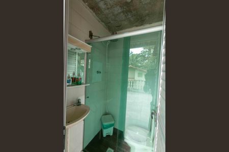 Casa à venda com 360m², 3 quartos e 2 vagas Casa à venda com 360m², 3 quartos e 2 vagasBanheiro de Serviço