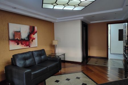 Apartamento à venda com 215m², 4 quartos e 2 vagas Apartamento à venda com 215m², 4 quartos e 2 vagasÁrea comum