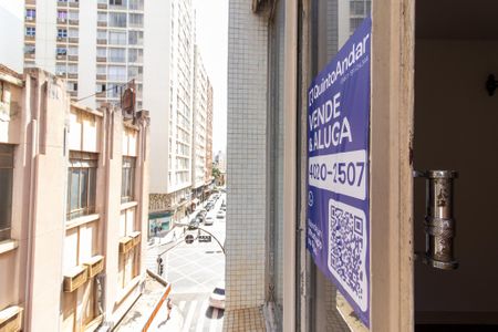 Apartamento à venda com 100m², 2 quartos e sem vaga Apartamento à venda com 100m², 2 quartos e sem vagaPlaquinha