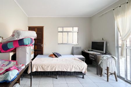 Casa à venda com 283m², 3 quartos e 8 vagas Casa à venda com 283m², 3 quartos e 8 vagasSala
