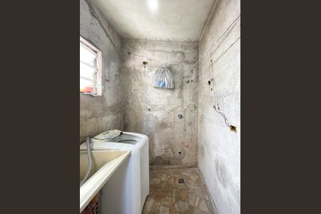 Casa à venda com 283m², 3 quartos e 8 vagas Casa à venda com 283m², 3 quartos e 8 vagasÁrea de Serviço