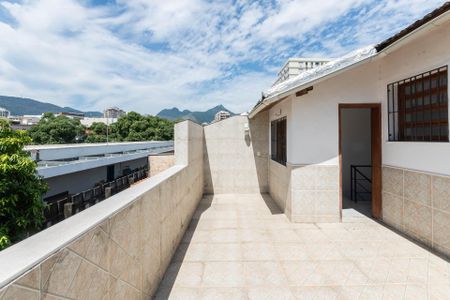 Casa à venda com 153m², 3 quartos e 1 vagaCobertura