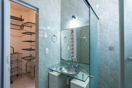 Casa à venda com 153m², 3 quartos e 1 vagaBanheiro da Suíte