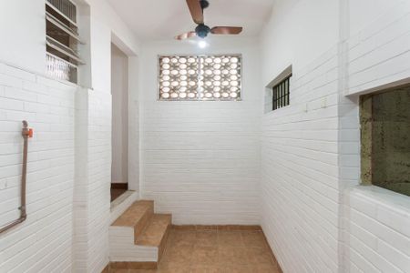 Casa à venda com 153m², 3 quartos e 1 vagaÁrea de Serviço