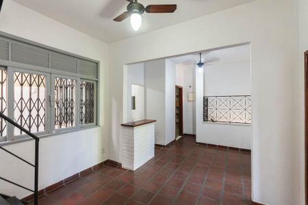 Casa à venda com 153m², 3 quartos e 1 vagaSala