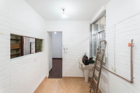 Casa à venda com 153m², 3 quartos e 1 vagaÁrea de Serviço