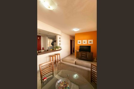 Apartamento à venda com 79m², 3 quartos e 1 vagaSala