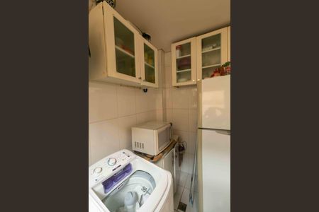 Apartamento à venda com 79m², 3 quartos e 1 vagaÁrea de Serviço