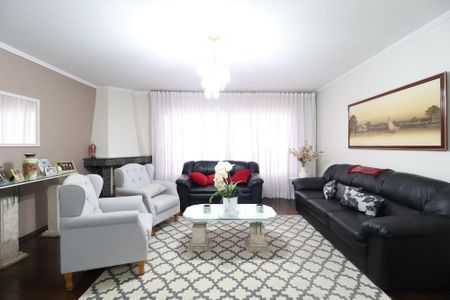 Casa à venda com 200m², 3 quartos e 4 vagas Casa à venda com 200m², 3 quartos e 4 vagasSala 1