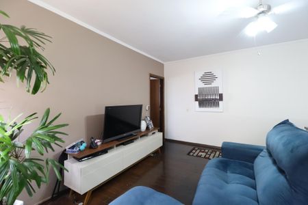 Casa à venda com 200m², 3 quartos e 4 vagas Casa à venda com 200m², 3 quartos e 4 vagasSala 2