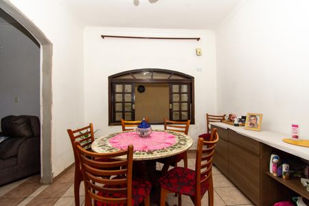 Casa à venda com 253m², 2 quartos e 1 vaga Casa à venda com 253m², 2 quartos e 1 vagaSala de Jantar